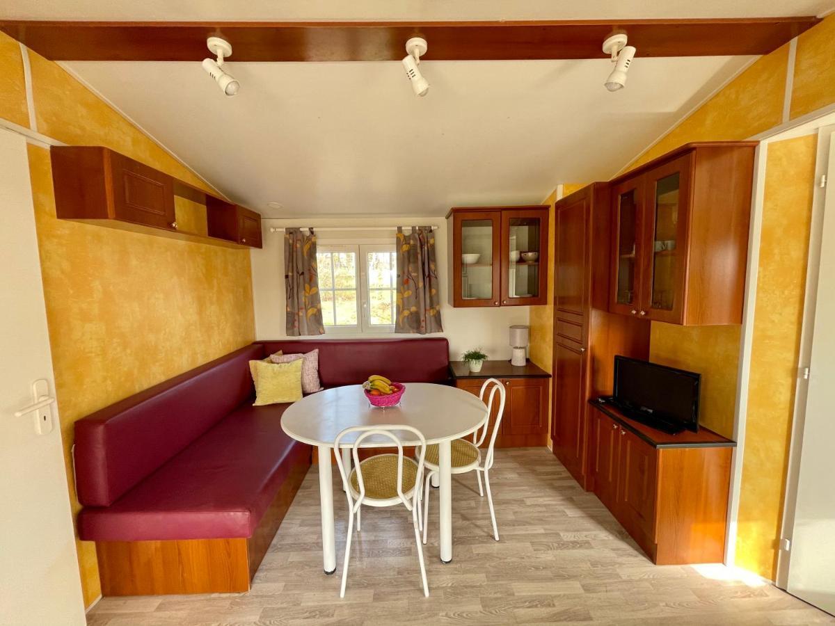 Jura Mobile Home Marigny  Exteriör bild